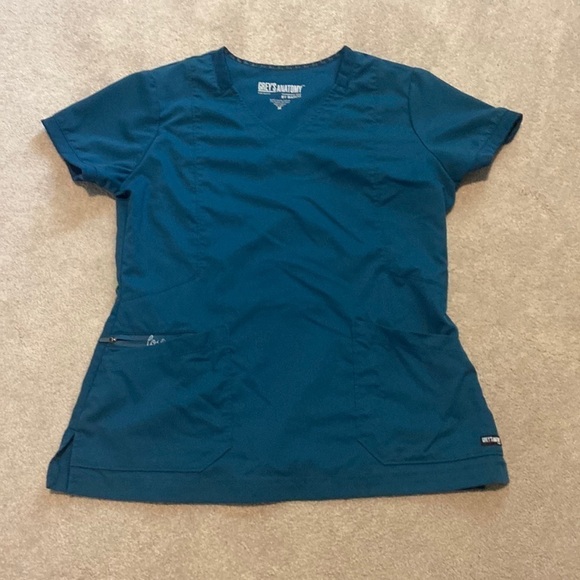 Grey's Anatomy Tops - Grey’s Anatomy Bahama Scrub Top